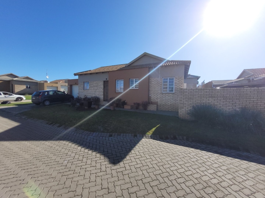 2 Bedroom Property for Sale in Hansmoeskraal A H Western Cape